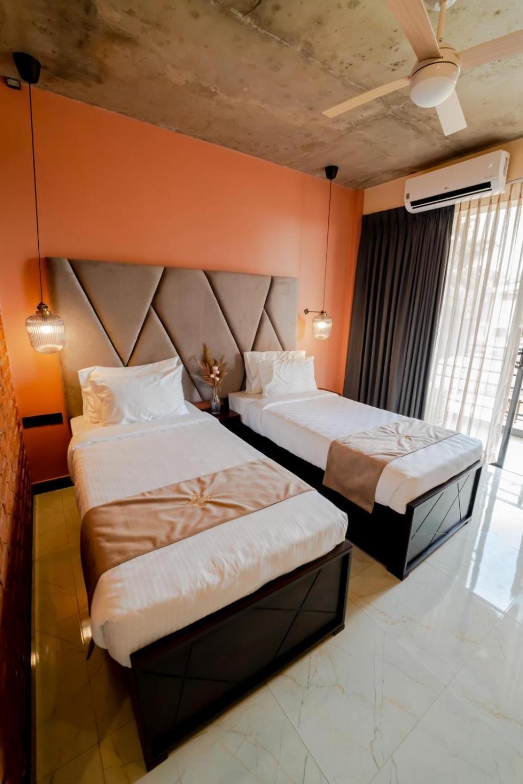 Limeshine - Airport Transit Hotels & Residences Katunayaka Ngoại thất bức ảnh