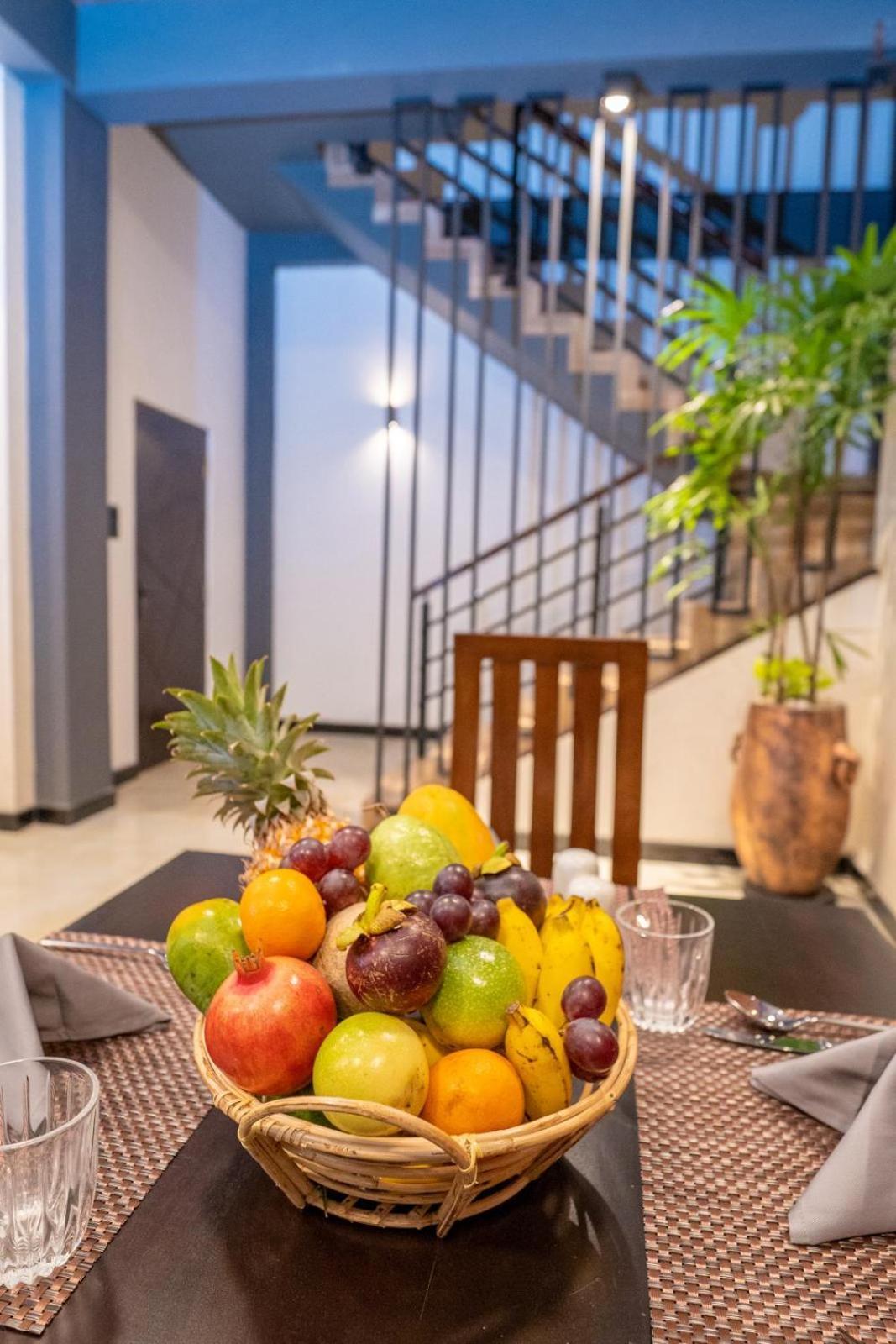 Limeshine - Airport Transit Hotels & Residences Katunayaka Ngoại thất bức ảnh
